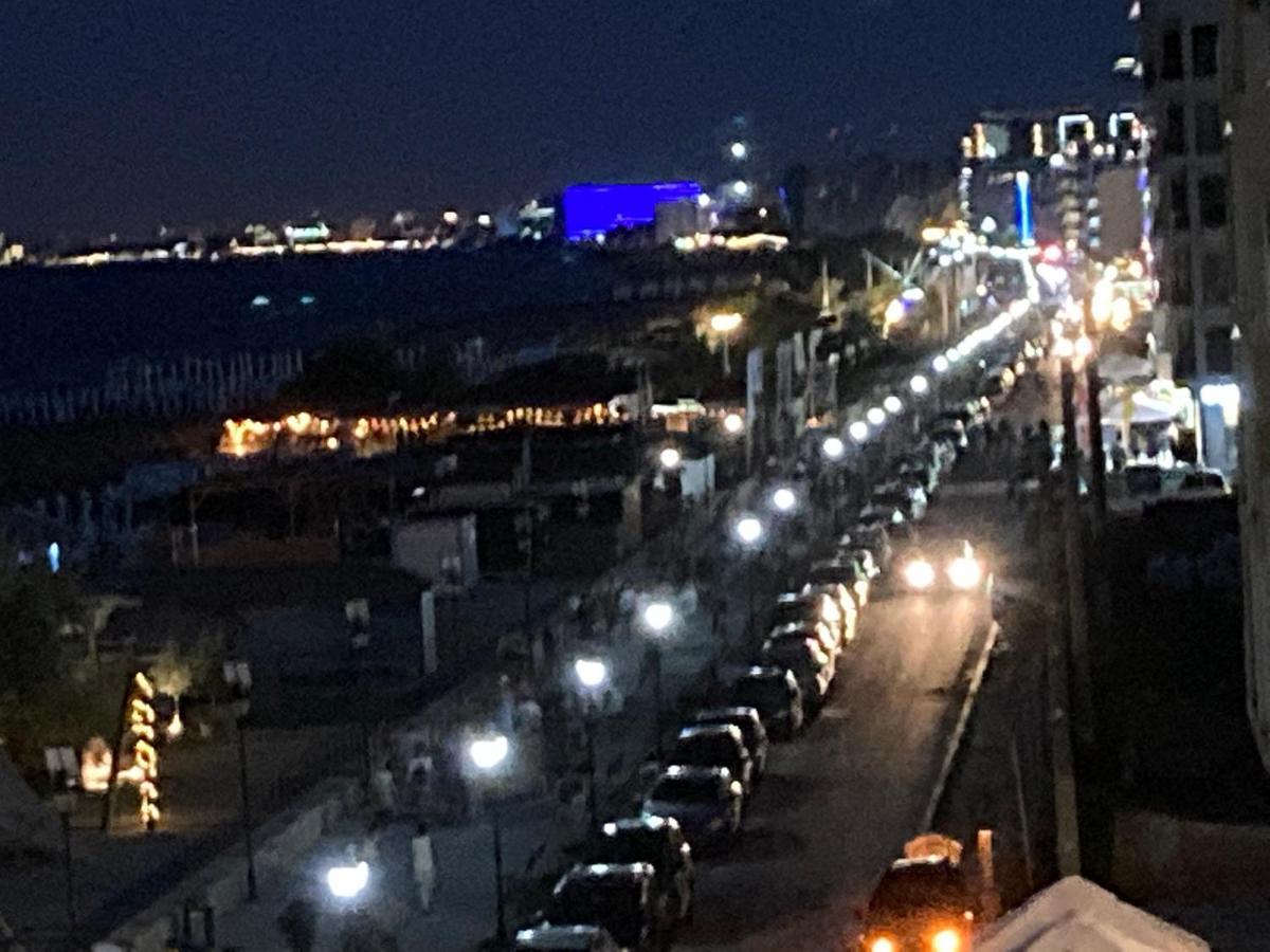 Apartmán Sarah Morningstar Năvodari Exteriér fotografie