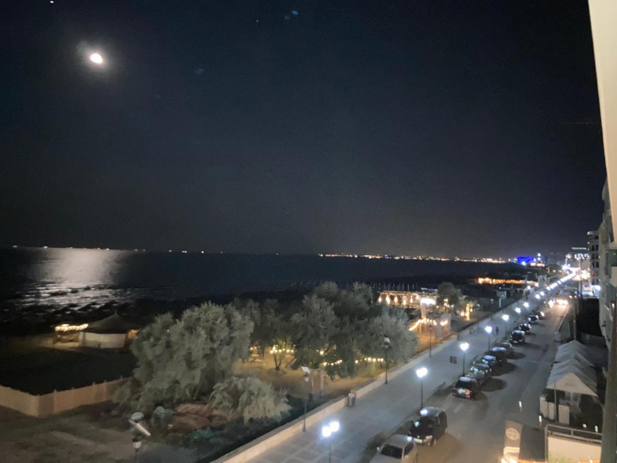 Apartmán Sarah Morningstar Năvodari Exteriér fotografie