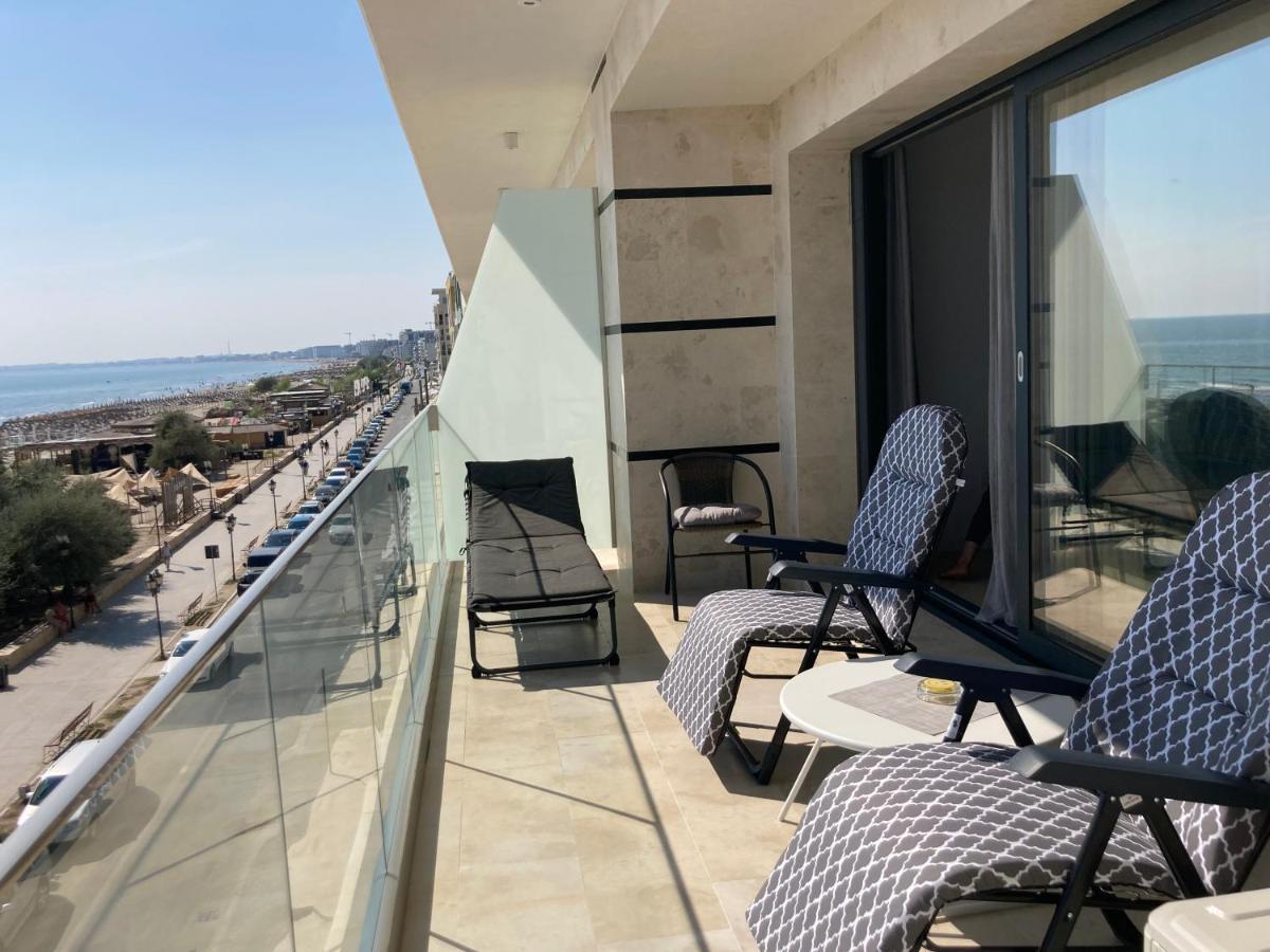 Apartmán Sarah Morningstar Năvodari Exteriér fotografie