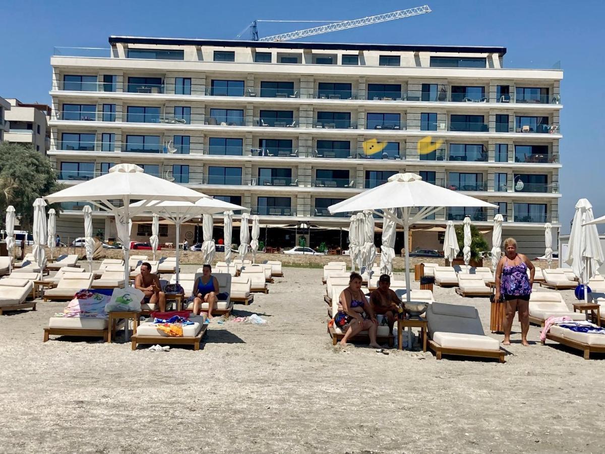 Apartmán Sarah Morningstar Năvodari Exteriér fotografie